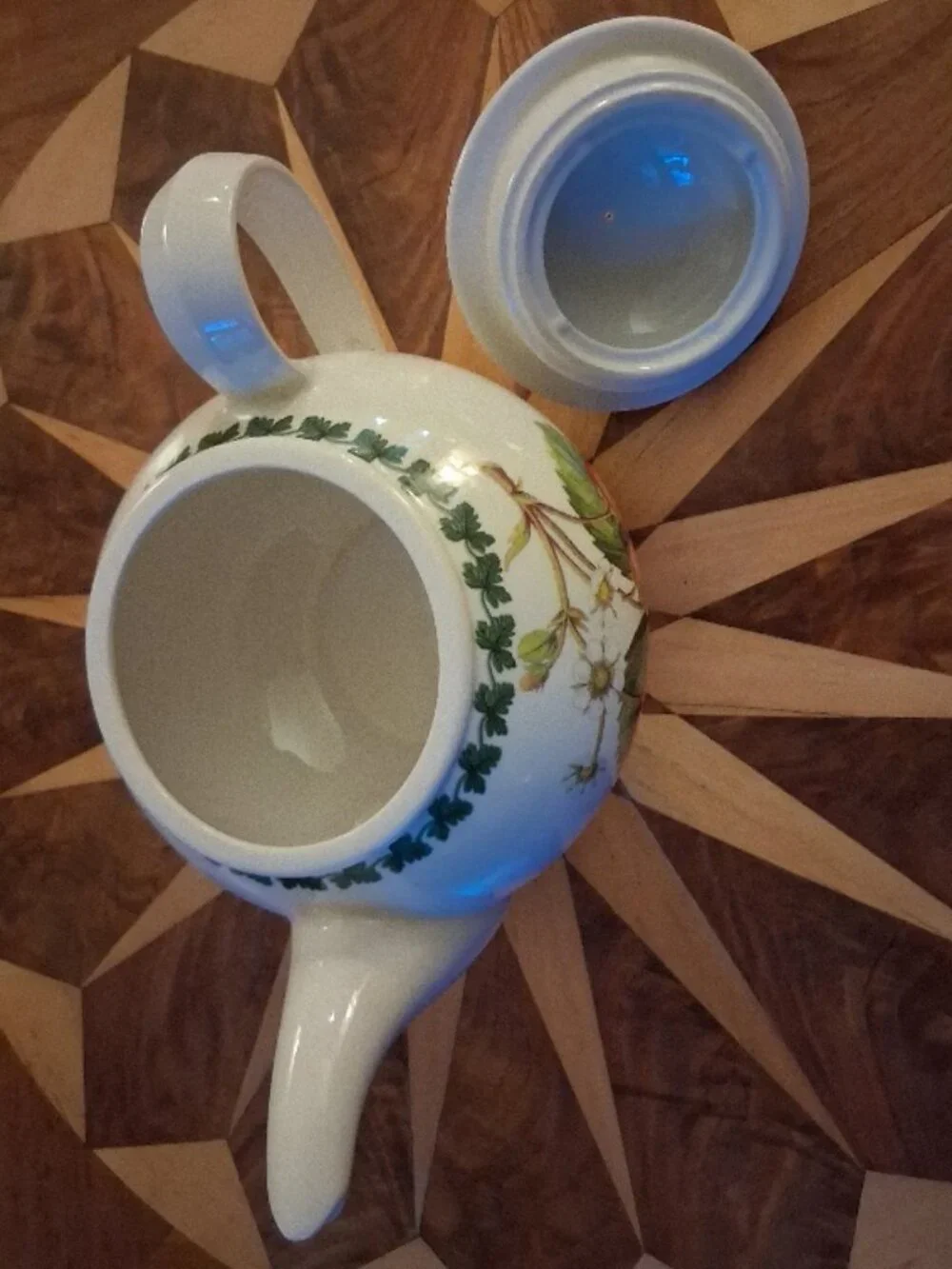 Vintage Portmeirion Strawberry Fair Teapot & Lid ~Discontinued Item